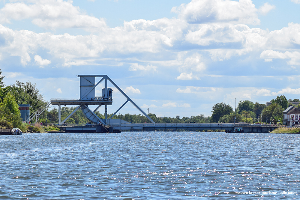 « Pegasus Bridge » Pont de Colombelles ↔ Bénouville - Image 1